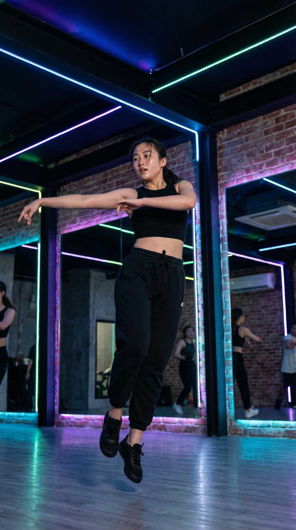 大象传媒文化研究员周雅文